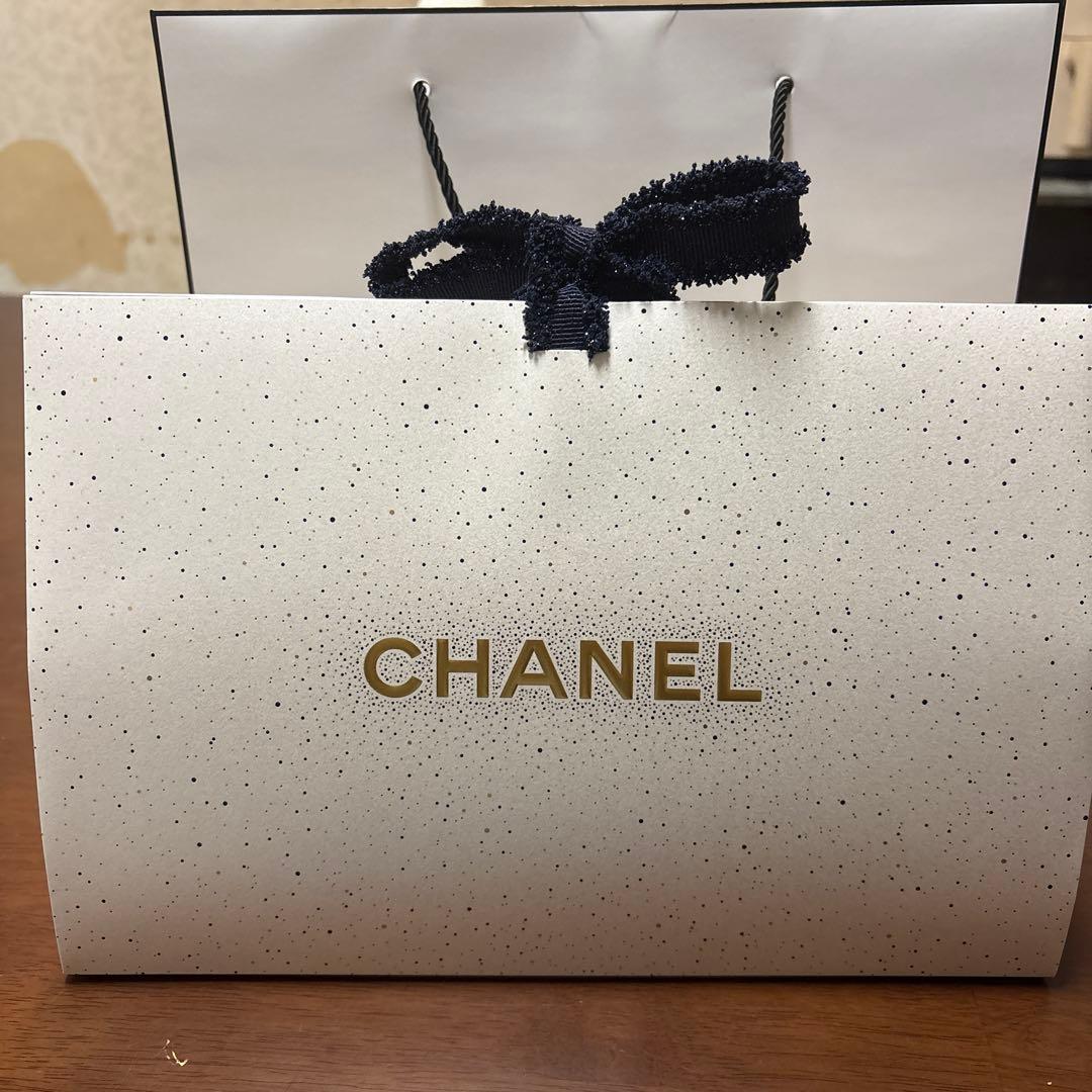 シャネル N゜5 ザ ホワイト ゴールド ボディ オイル