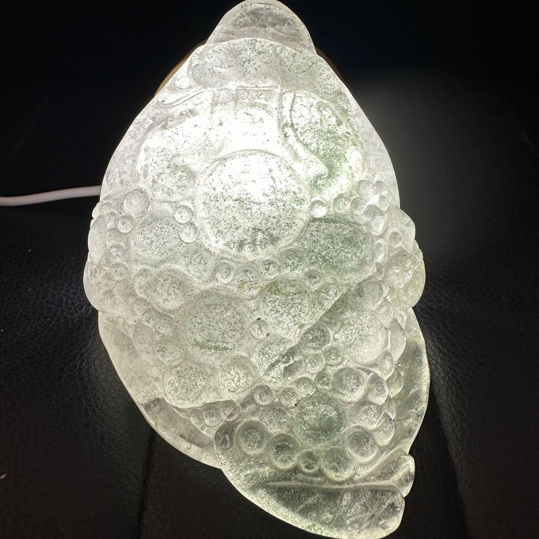 希少❣️天然石 グリーンストロベリークォーツ共生水晶の銭蛙　置物　彫り物D.103