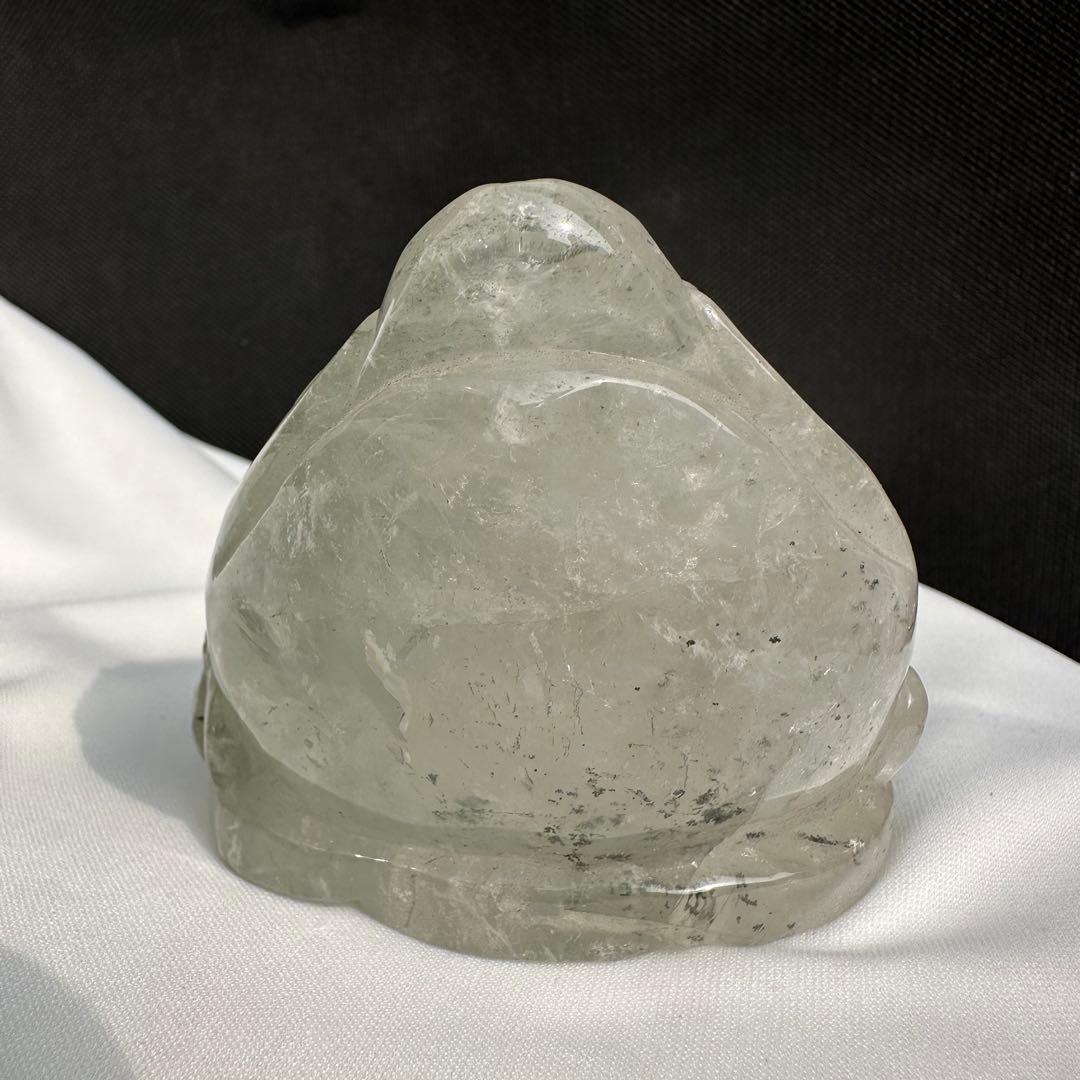 希少❣️天然石 グリーンストロベリークォーツ共生水晶の銭蛙　置物　彫り物D.103