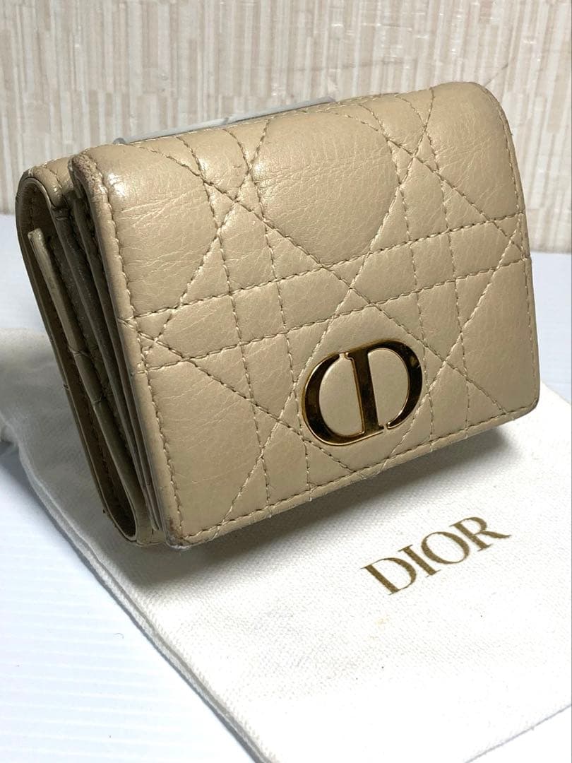クリスチャン　ディオール　カナージュ　カロ　CDロゴ 三つ折り財布　袋付き