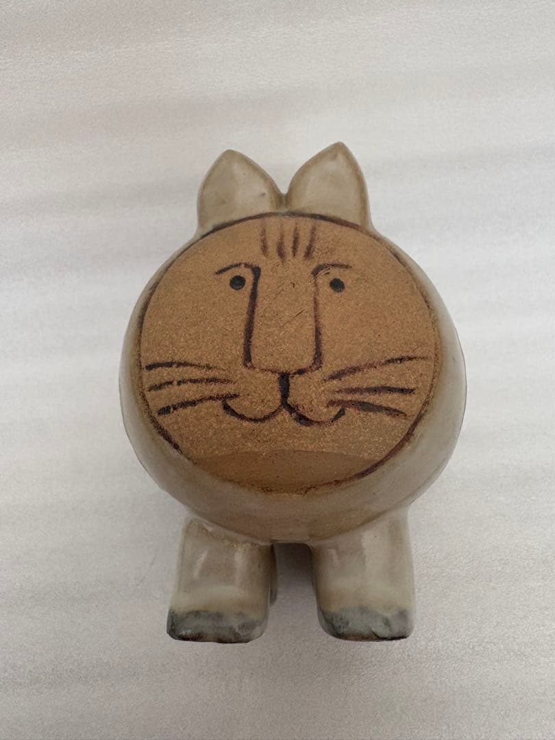 希少カラー　リサラーソン　Menageri Katt ねこ　ネコ　猫　ホワイト