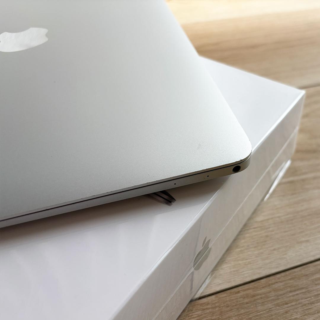 MacBook12 2017 8GB/256GB シルバー