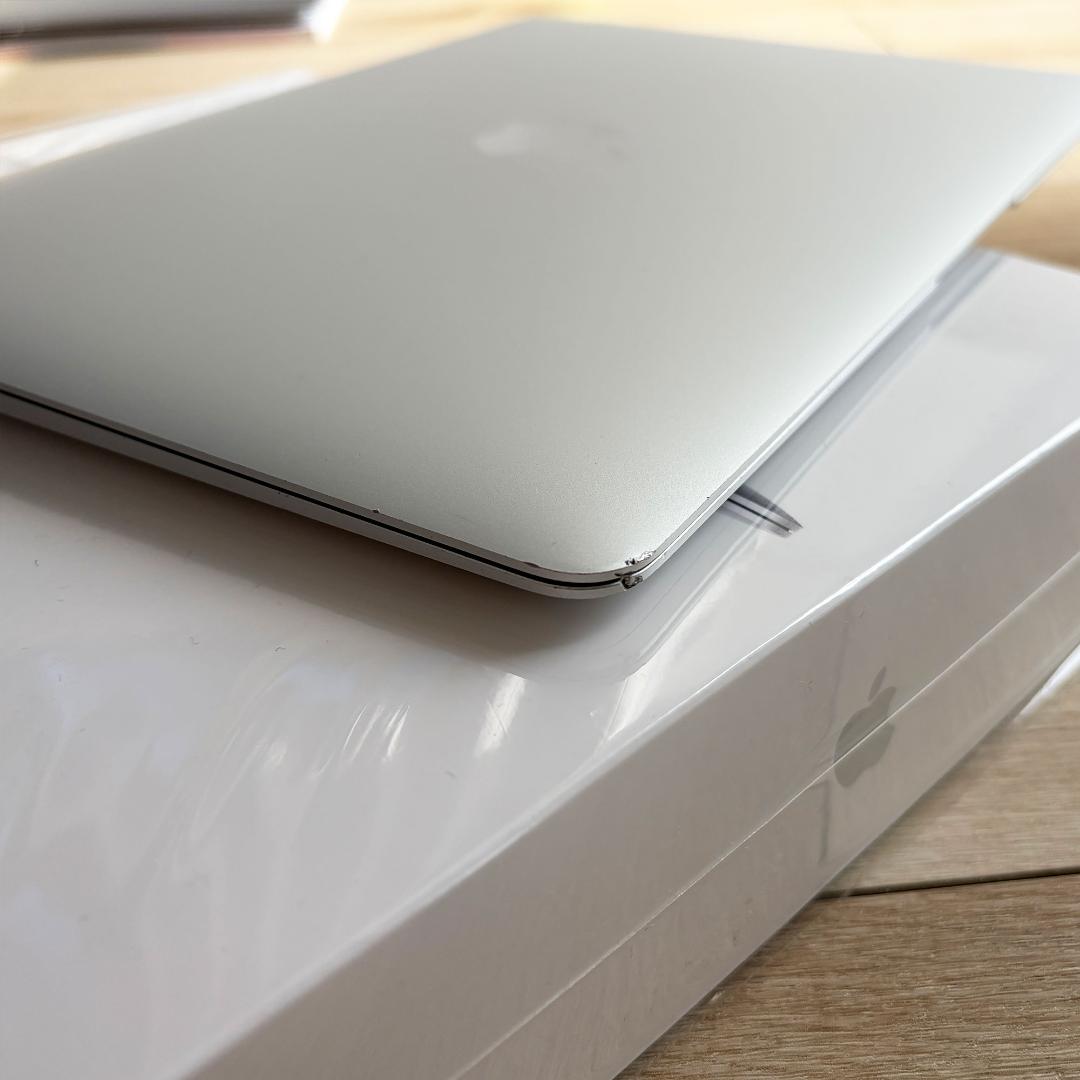 MacBook12 2017 8GB/256GB シルバー