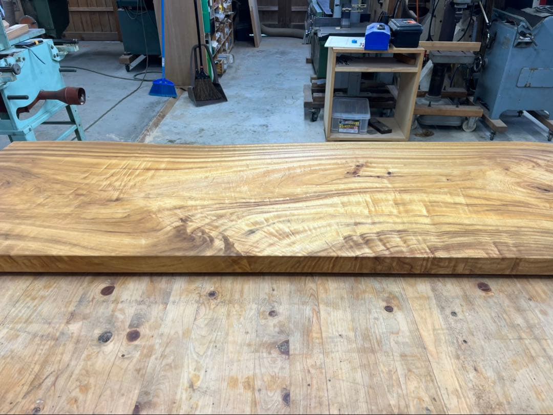 ✳️鹿児島県産楠一枚板天板、カウンター材加工済♦︎レジン、チギリ、ESHA塗装