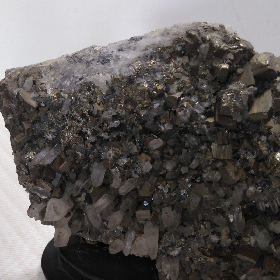 原石、国産鉱物、大型天然鉱物、水晶黄鉄鉱、パワーストーン 、インテリア