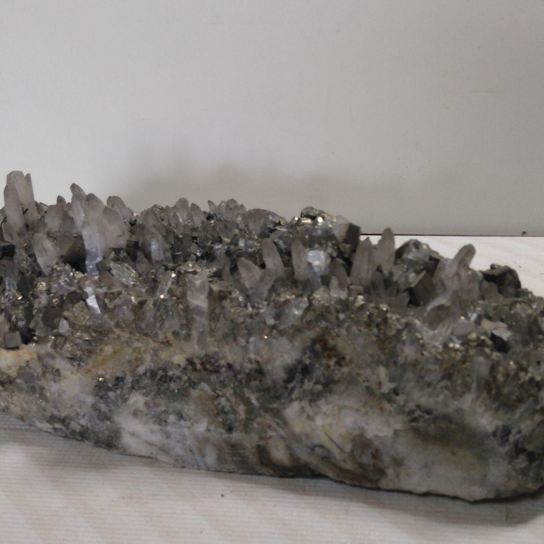 原石、国産鉱物、大型天然鉱物、水晶黄鉄鉱、パワーストーン 、インテリア