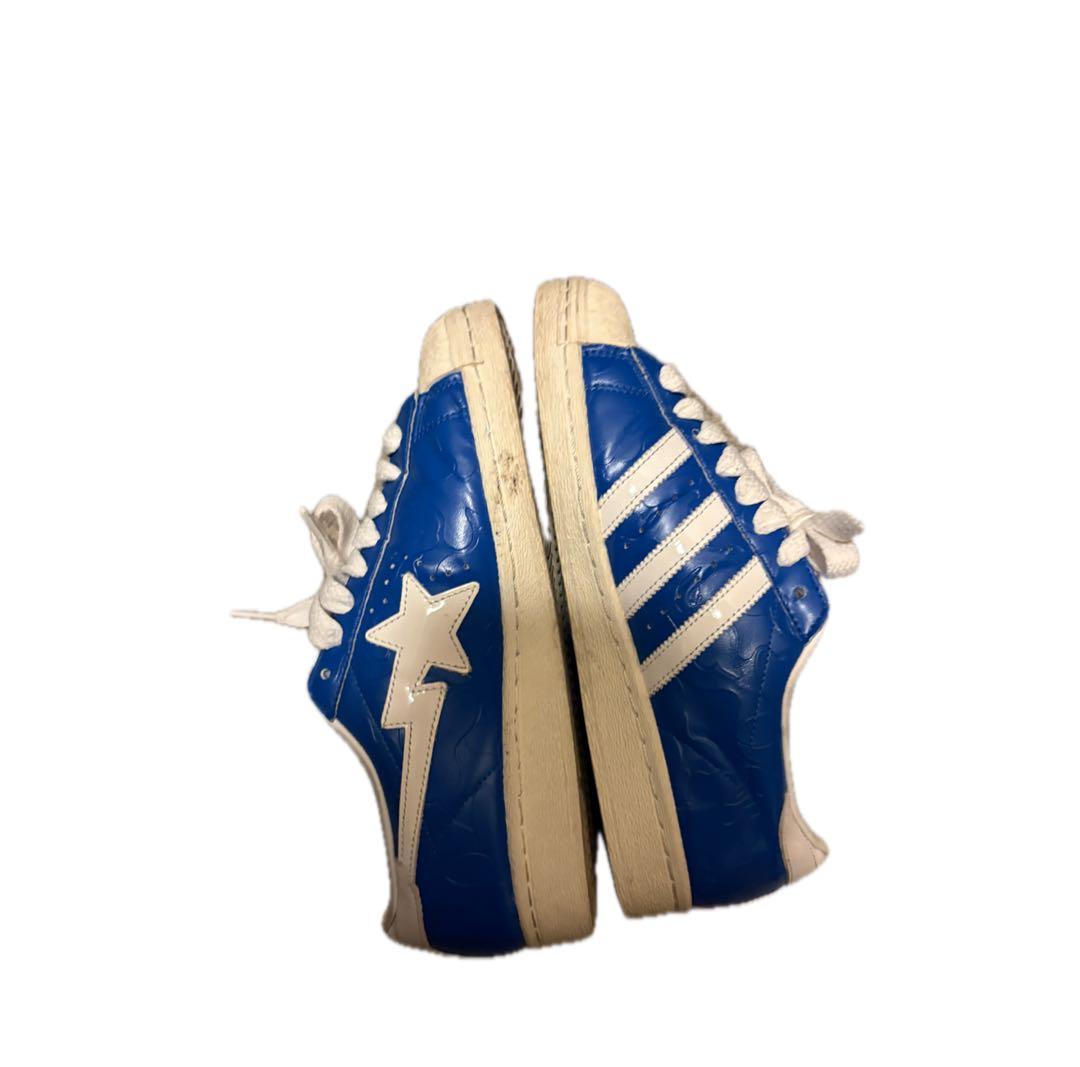 アディダス✖️エイプスニーカー