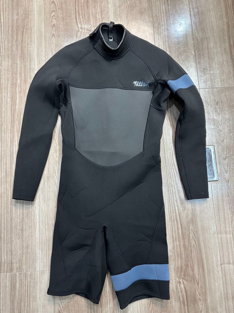 新品　フェロー　ウェットスーツ　ロングスプリング　サイズLB