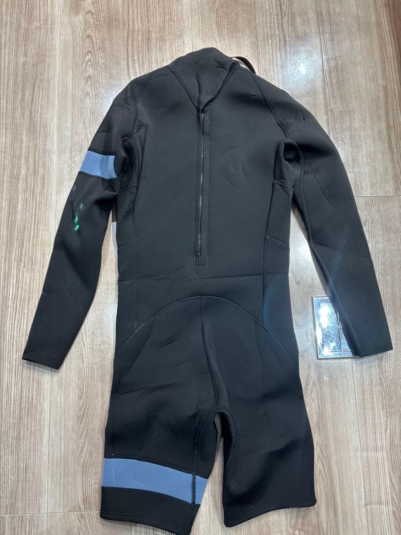 新品　フェロー　ウェットスーツ　ロングスプリング　サイズLB