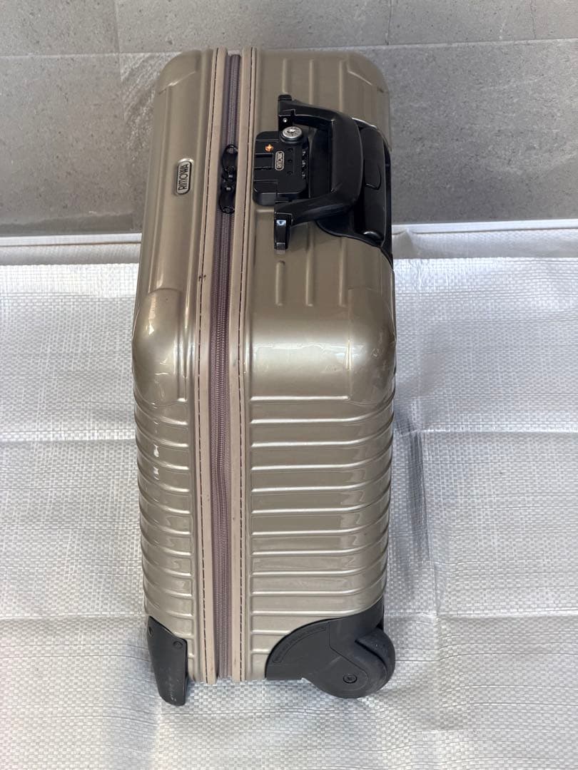⭐️RIMOWA リモワ サルサ ビジネストローリー 23L 2輪 ゴールド