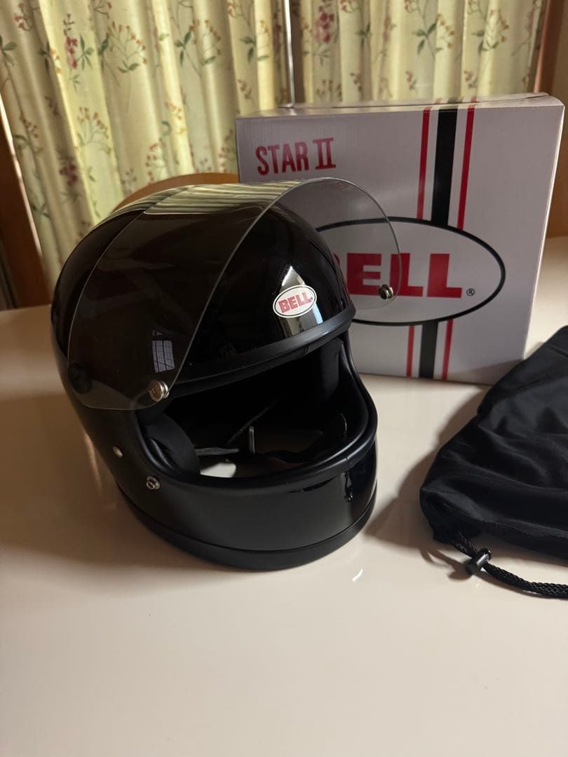 BELL STAR II ブラックフルフェイスヘルメット