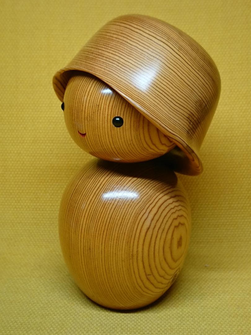 【美品】屋久杉　人形　木製　置物　インテリア　工芸品　美術品　A3394