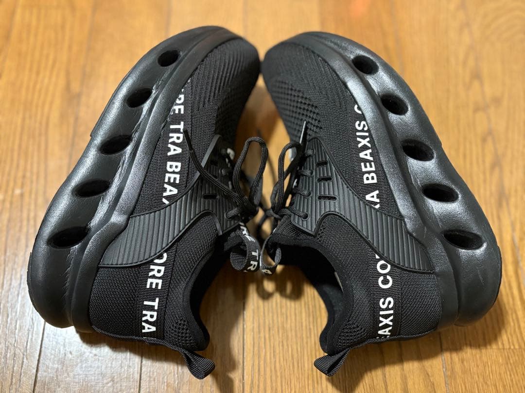 ゆかんぐ （1/11のみ）BEAXIS ✨美品✨シェイプコアスニーカー 黒