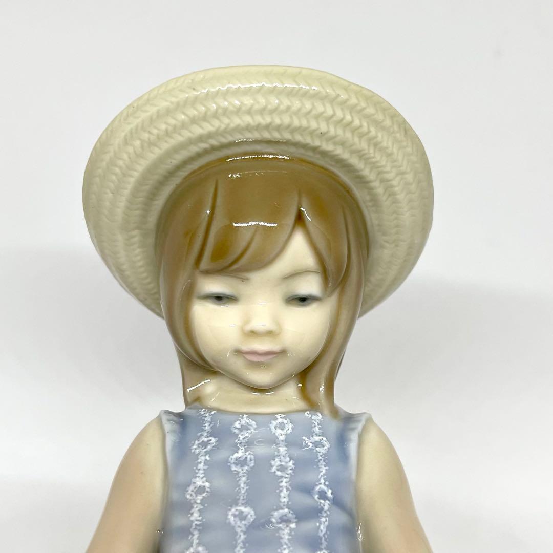 リヤドロ LLADRO スカートに花いっぱい フィギュリン 少女 インテリア