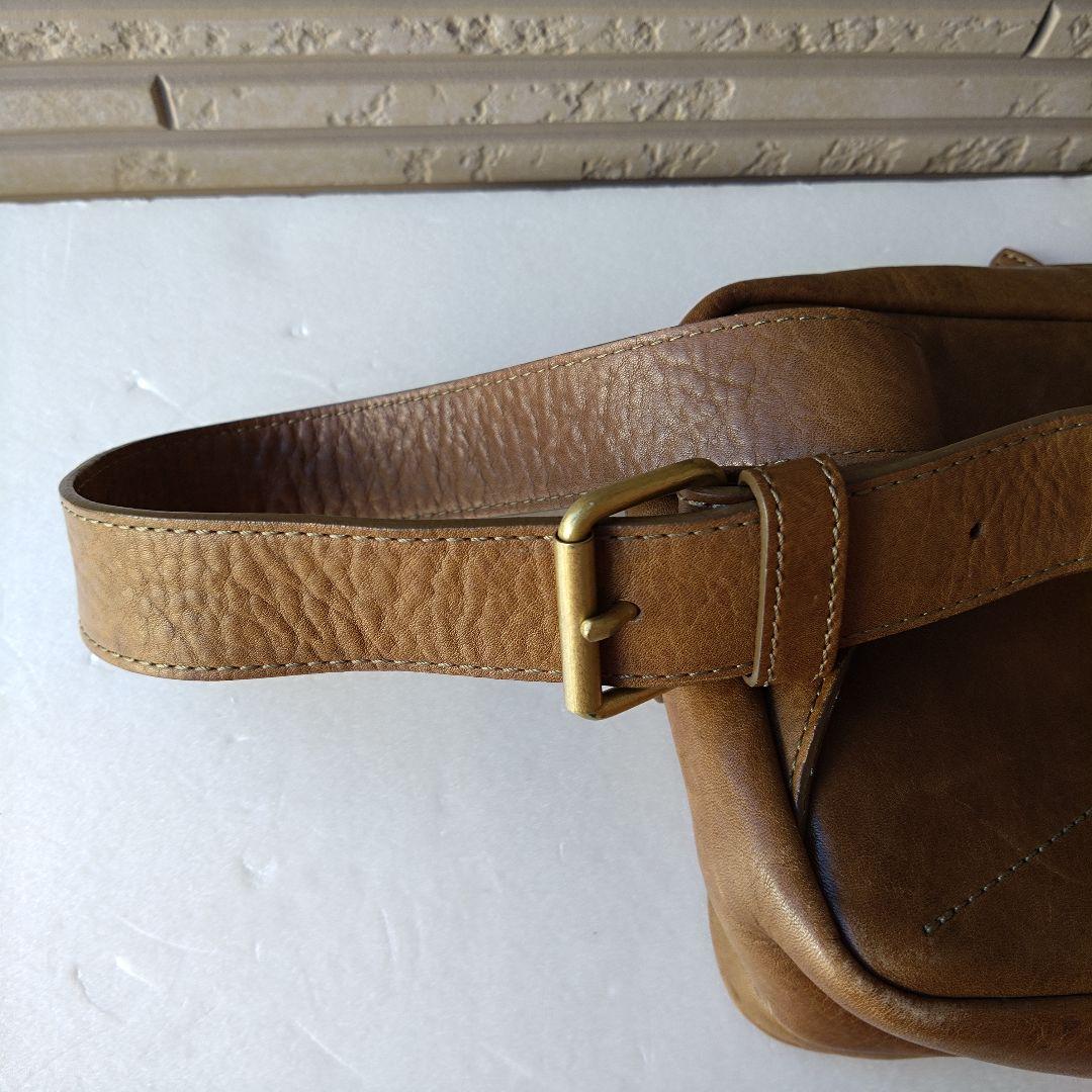 土屋鞄　ビークル　トリジップ　ボディバッグ　ウエストバッグ　ショルダーバッグ