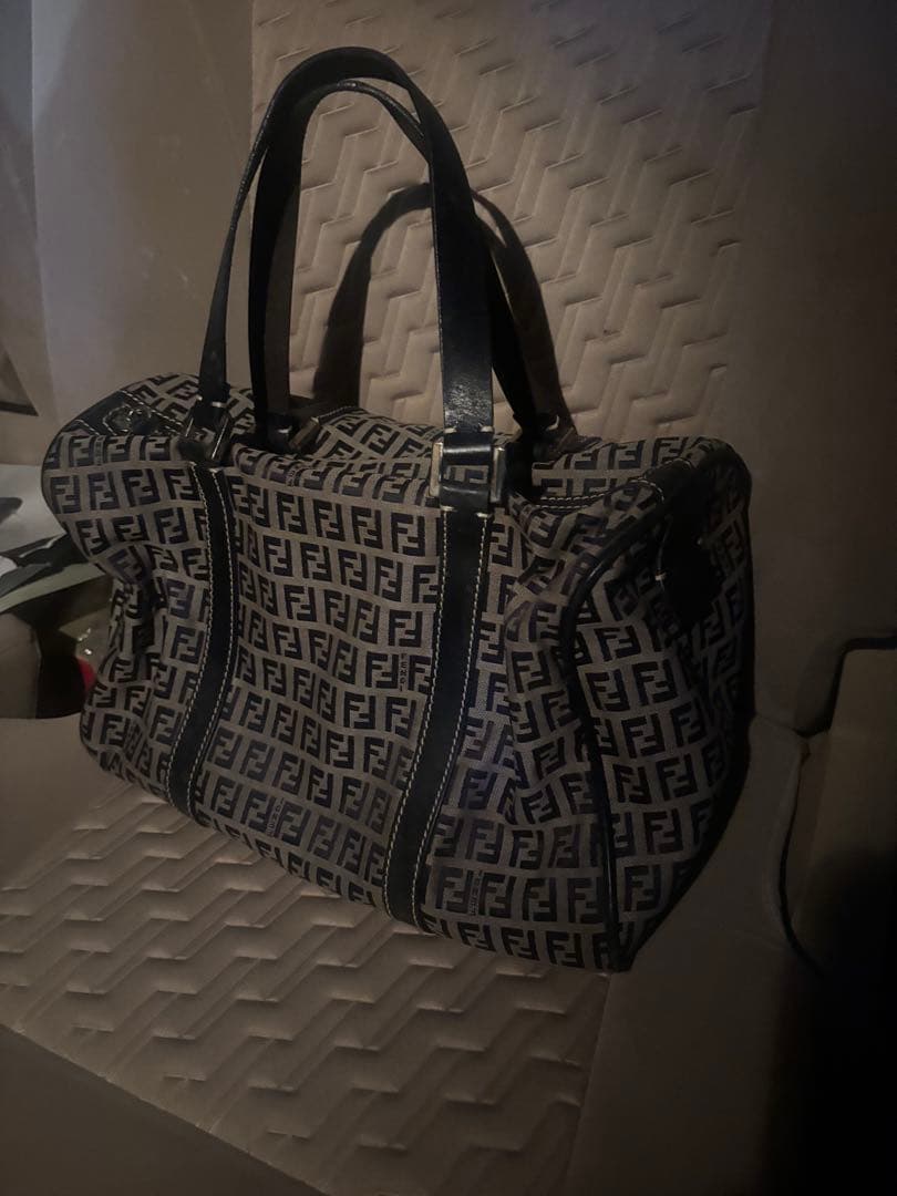 Fendi ボストンバッグ グレー/ブラック