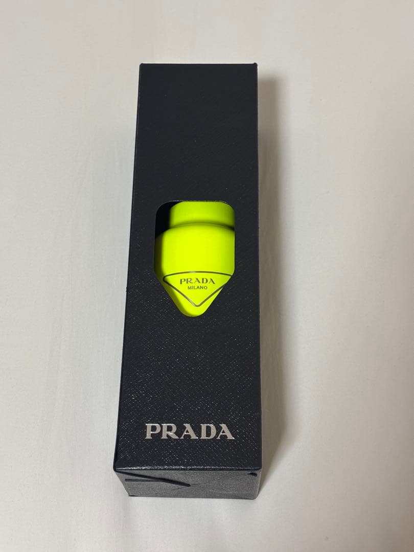 PRADA ステンレスウォーターボトル 500ml