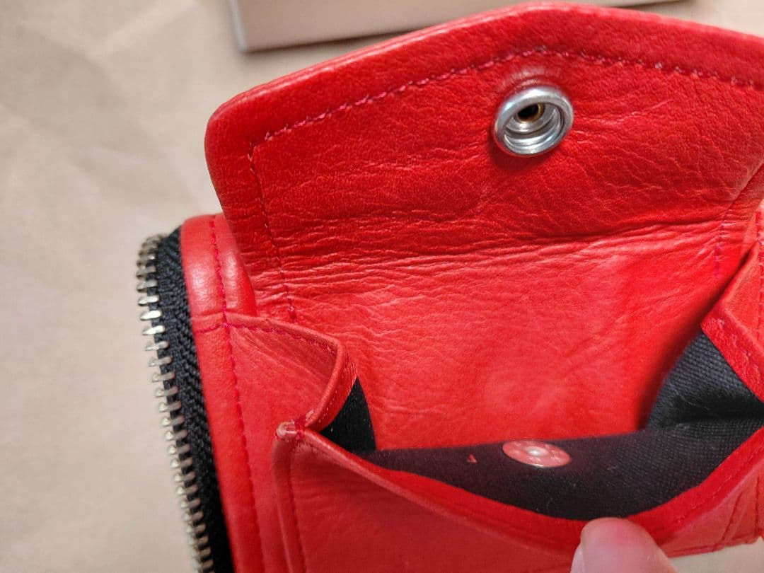 beautiful proposed 赤いレザー 三つ折りミニ　財布