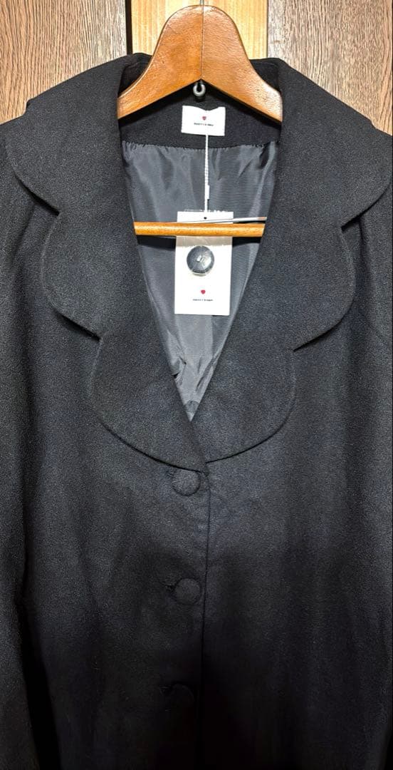 新品◆merry jenny スカラップカラー Aラインコート 黒 フリーサイズ