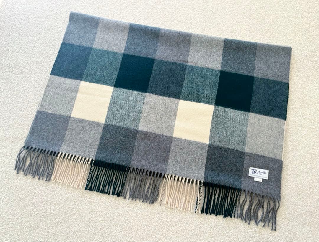 日本別注 ジョンストンズ・カ シミヤ大判ストールカシミヤ100% 清原亜希さん