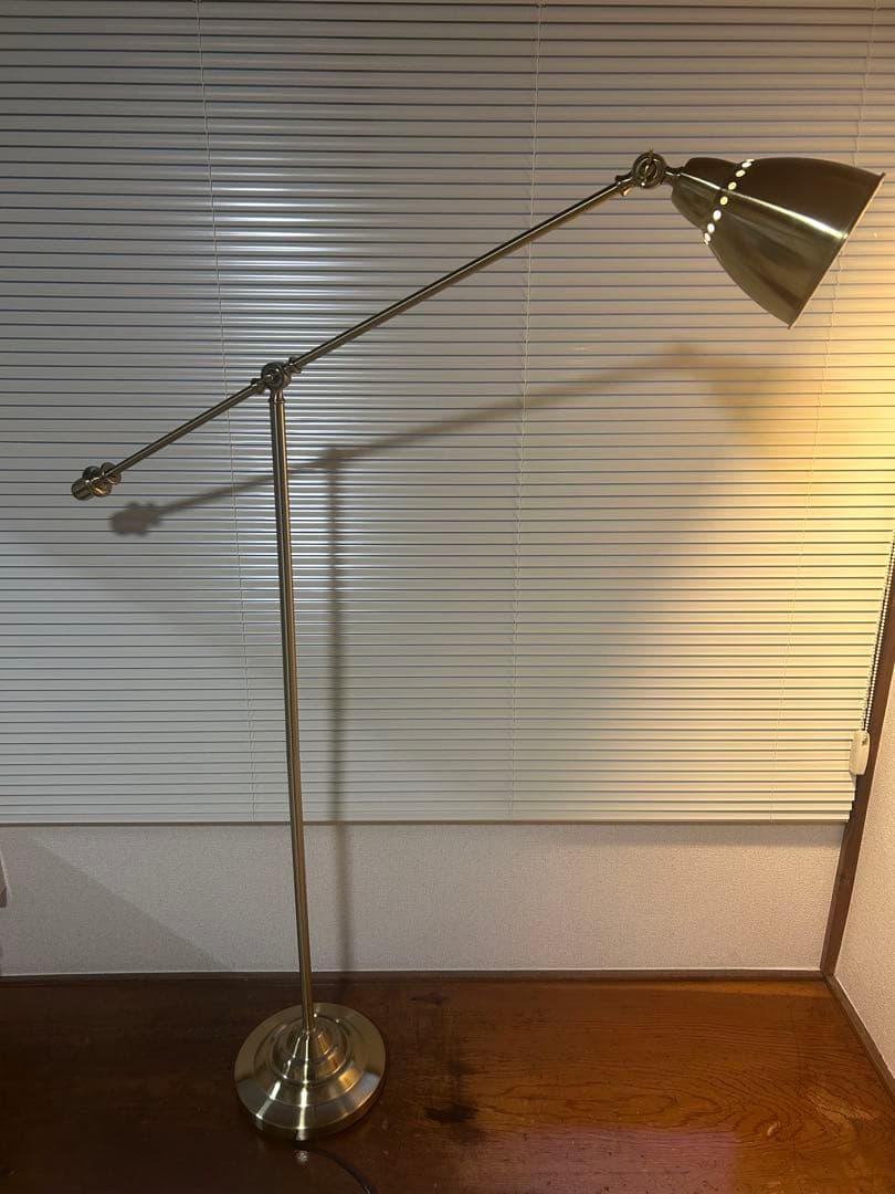 スタンドライト フロアライト イケア　BAROMETER間接照明 ゴールド