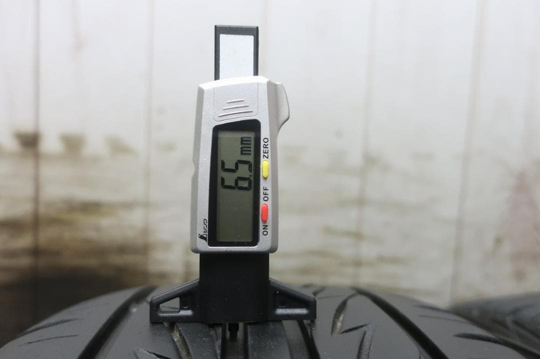 2022年　ブリヂストン　テクノスポーツ　225/45R18　バリ溝80％　2本