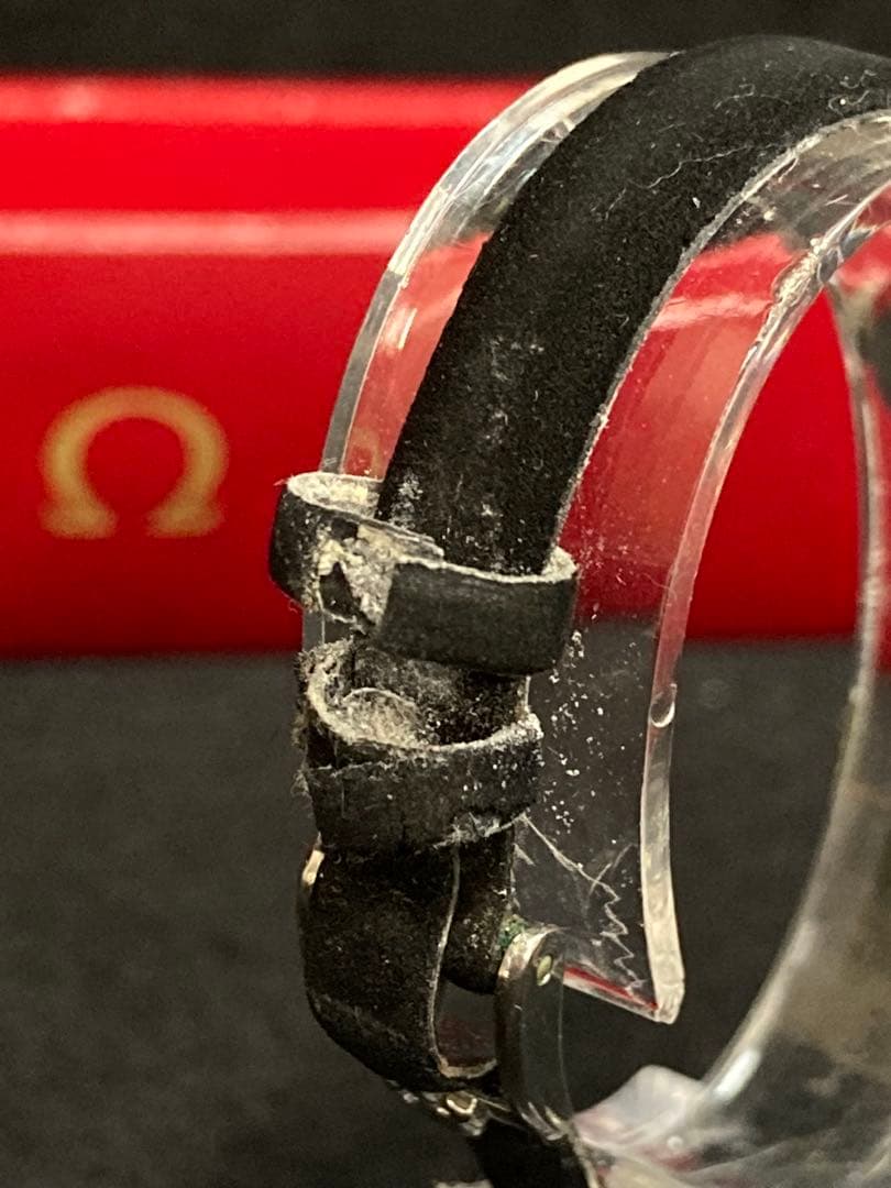 オメガ OMEGA カットガラス 手巻き シルバー 2針 腕時計