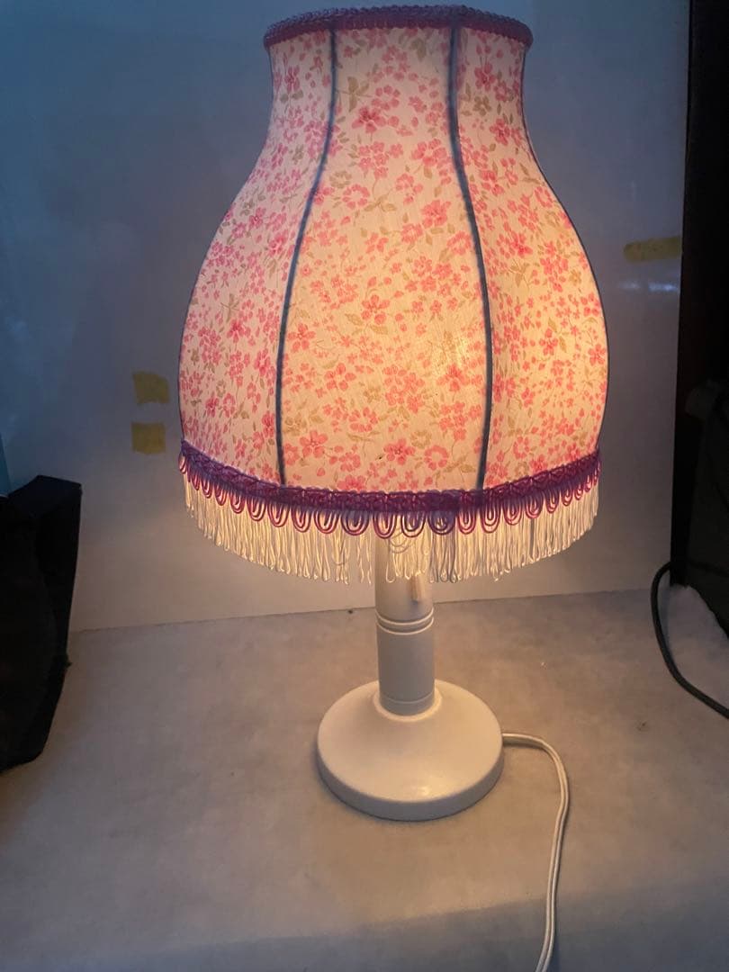 D*O様 昭和レトロ　日立照明 LS603 WH 花柄シェードランプ アンティー