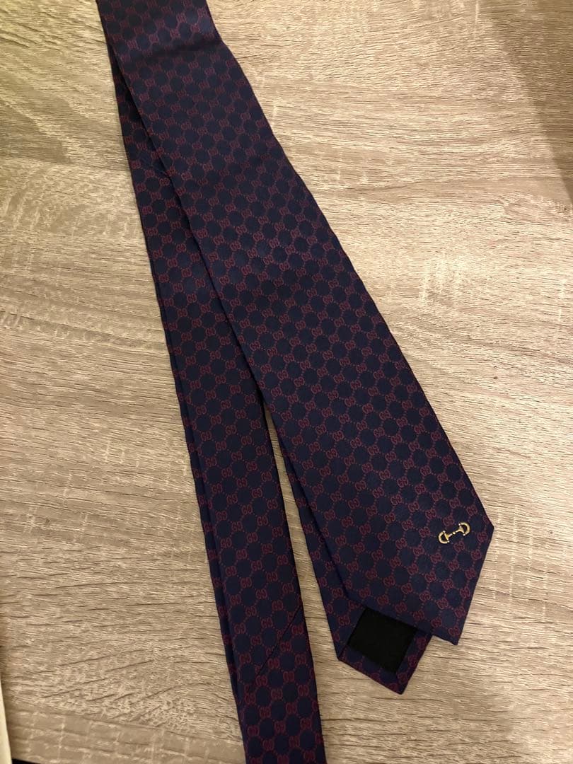 りゃん　GUCCI未使用ネクタイ