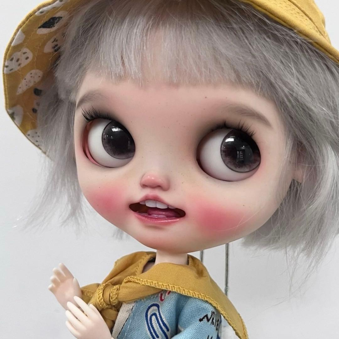 カスタムブライス 人形 笑顔 海外作家様 元気 嬉しい カスタムドール