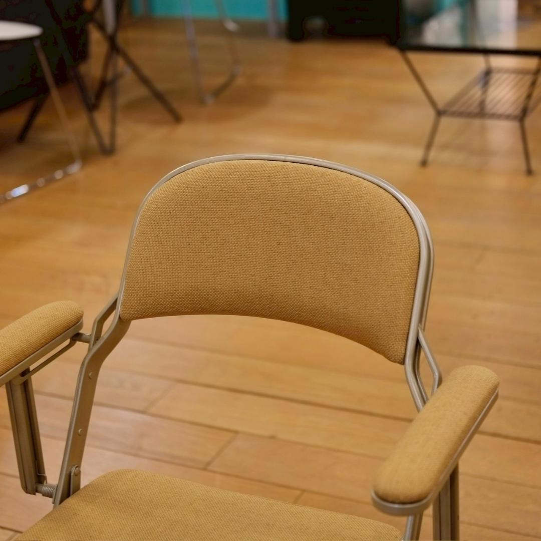 クラリン社 フォールディングチェア パシフィックファニチャーサービス