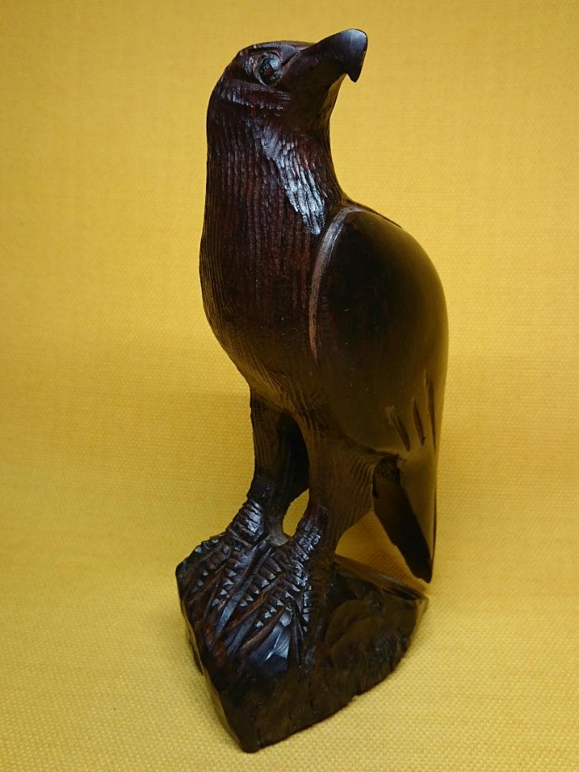 タカ　鷲　鷹　木彫　オブジェ　置物　インテリア　工芸品　美術品　A1041