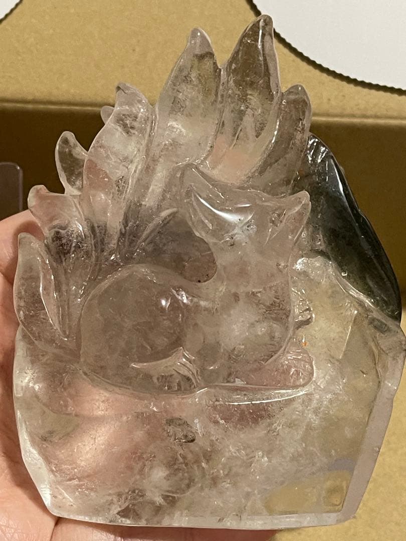 ブラジル産　天然石 トレジャーメノウ瑪瑙と天然石 緑幽霊ファントム水晶手彫り