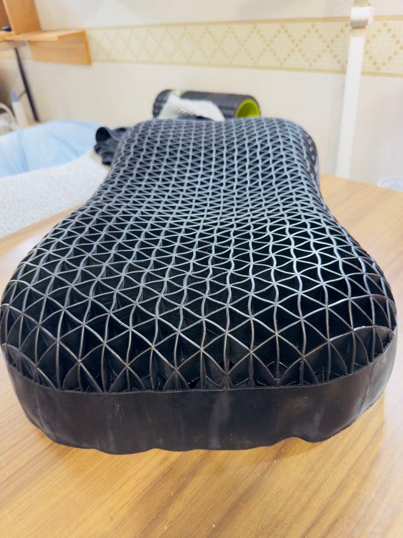 美品★定価2.2万】ヒツジのいらない枕　極柔【最上ビッグモデル】ブラックレーベル