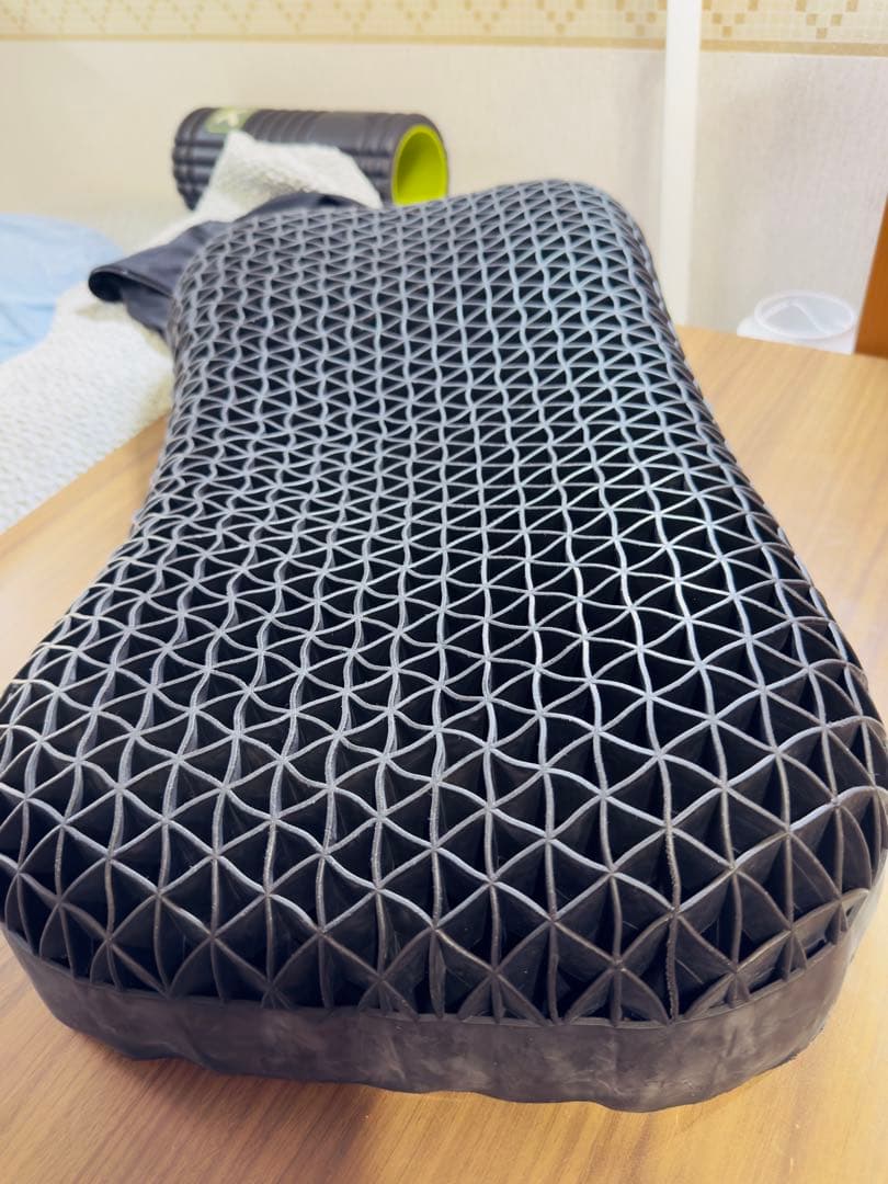 美品★定価2.2万】ヒツジのいらない枕　極柔【最上ビッグモデル】ブラックレーベル