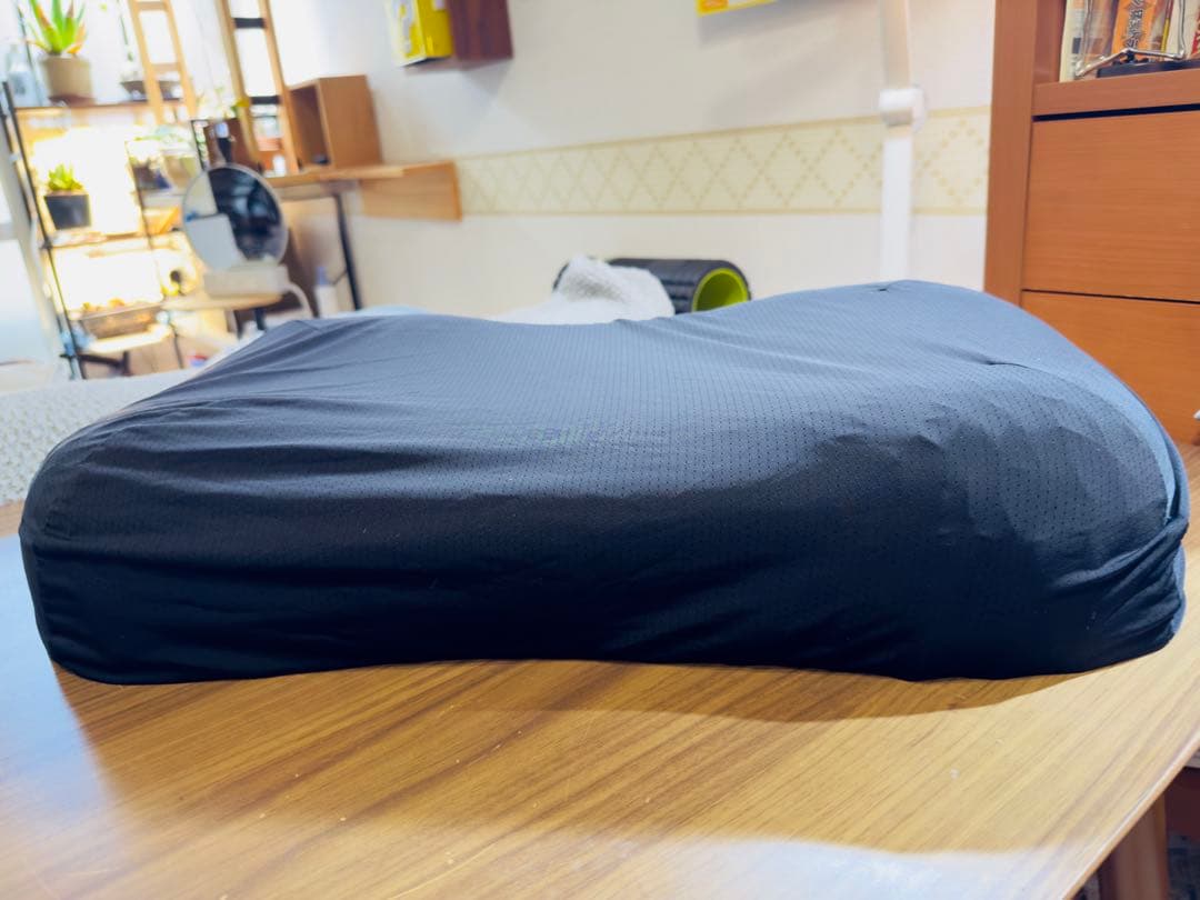 美品★定価2.2万】ヒツジのいらない枕　極柔【最上ビッグモデル】ブラックレーベル