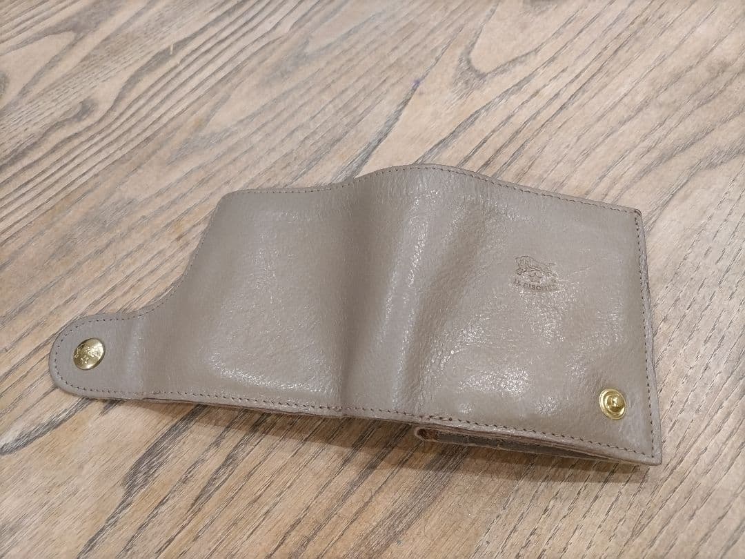 IL BISONTE 二つ折り財布 グレージュ