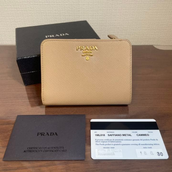 【リロチッチさま専用】PRADA プラダ サフィアーノ
