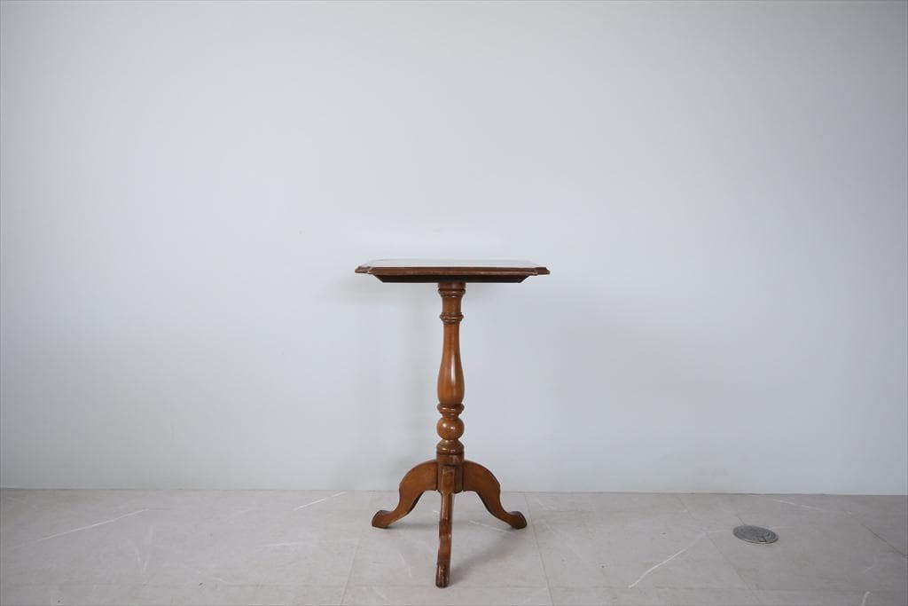 英国アンティーク木製サイドテーブルj/オケージョナル/作業机/飾り棚91-206