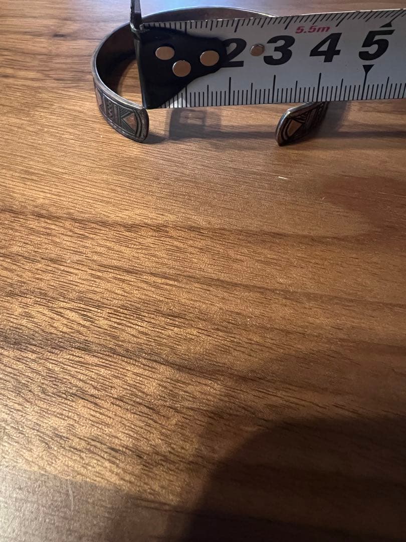 トゥアレグシルバー　ヴィンテージ　バングル