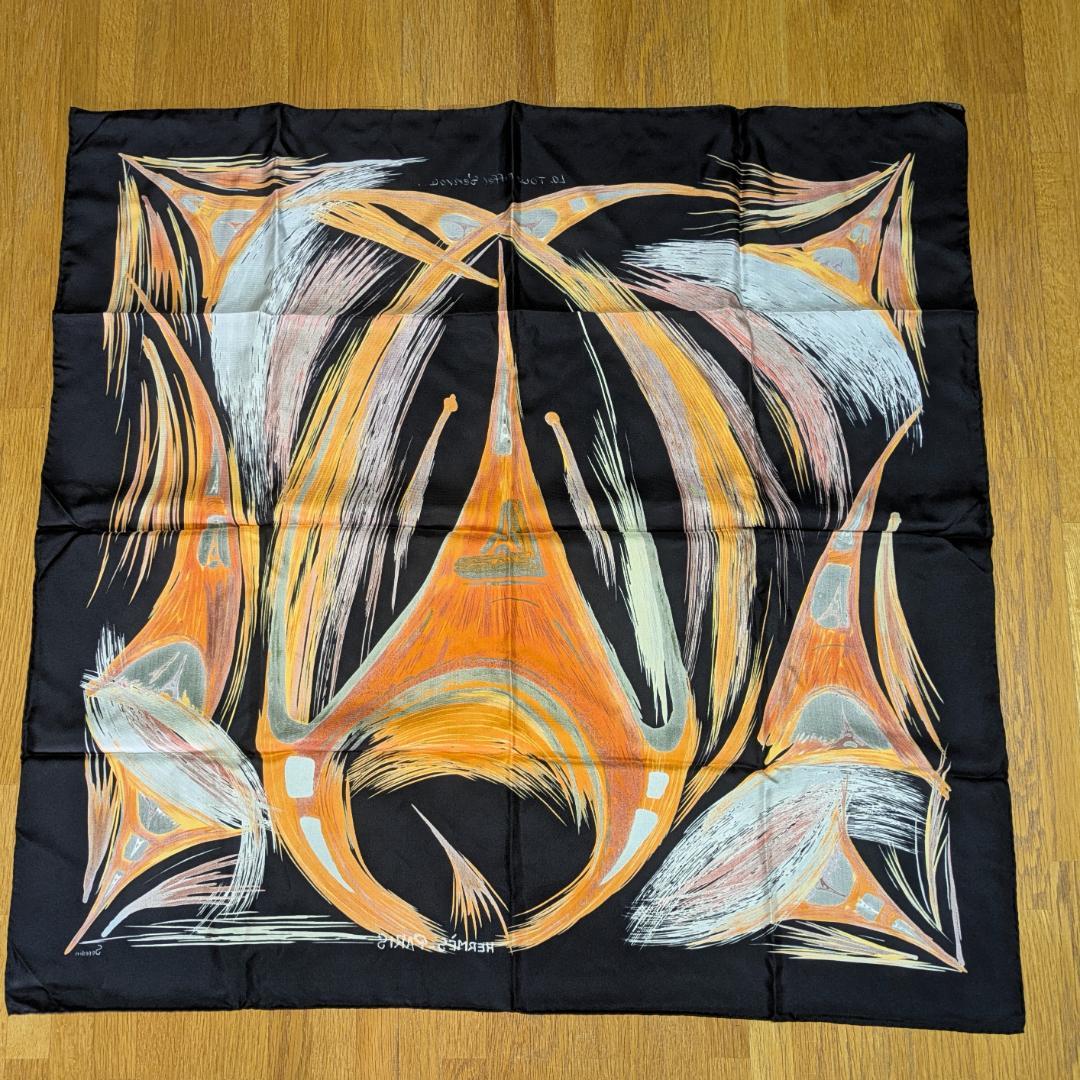 エルメス スカーフ エッフェル塔 黒　カレ90　タグあり