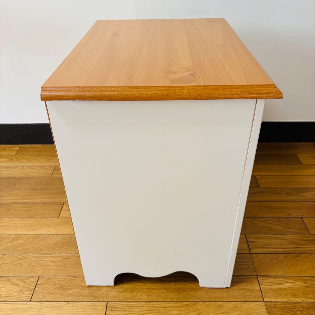 Broyhill ブロイヒル サイドテーブル ナイトテーブル送料込み