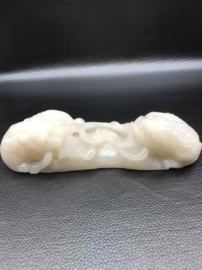 清時代　和田白玉 双神獣獅子彫水洗　白和田玉彫り　水指　水差し　文房(F-29)