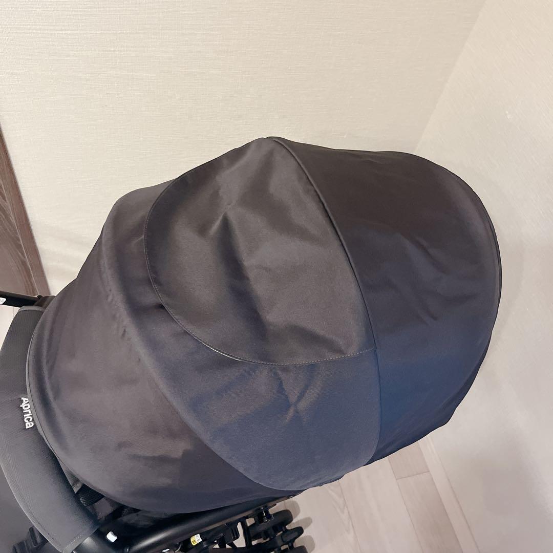 美品 Aprica カルーンエアー メッシュ 超軽量 両対面 人気 生後1ヶ月