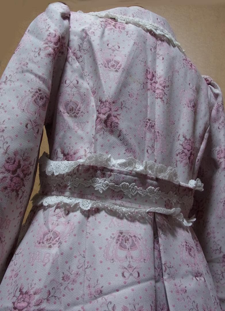 青木美沙子さん着用 王冠ゴブランコート ベイビーザスターズシャインブライト