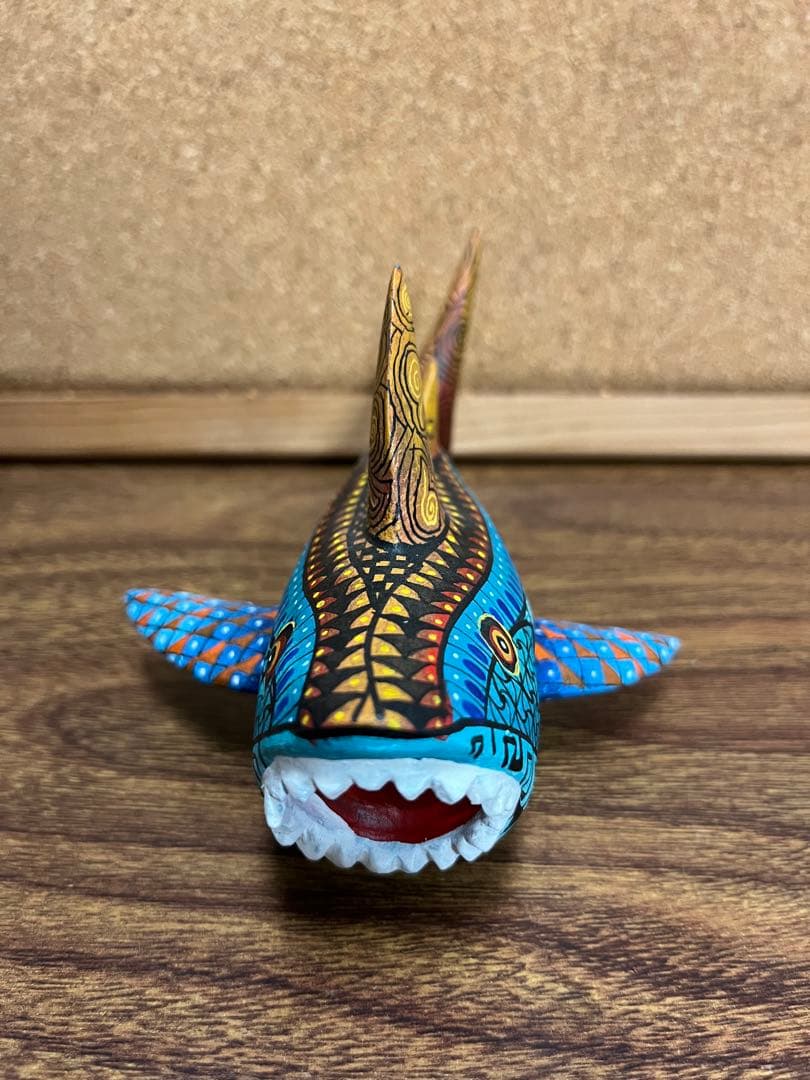 メキシコ伝統工芸 アレブリヘ 青いサメ Taller Casa Cruz