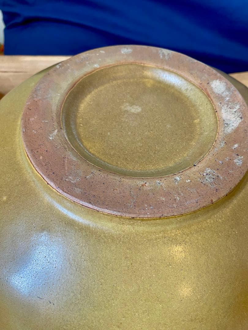 中国元時代青瓷大碗、サイズ約径28cm高さ8cm。