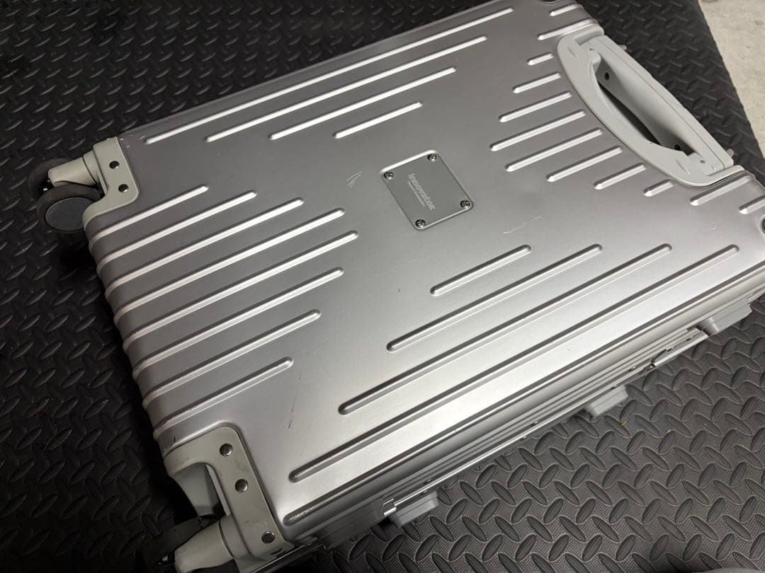 イノベーター スーツケース 機内持ち込み 36L INV1811 シルバー