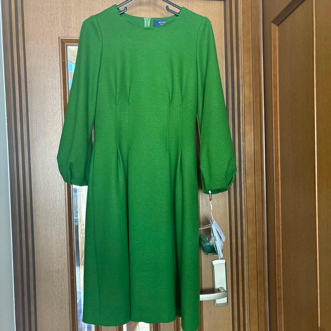 エムズグレイシー 38 スカラップ　ワンピース　2024 コサージュ　グリーン