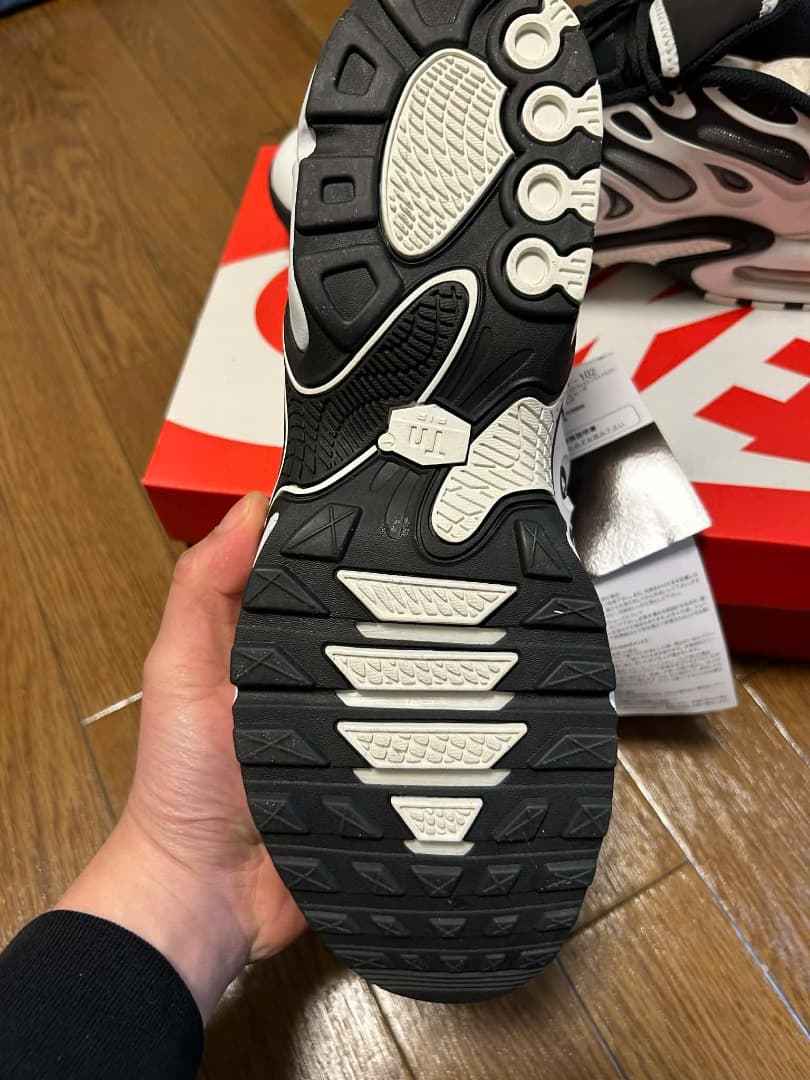 靴 Nike W Air Max Plus Drift 11